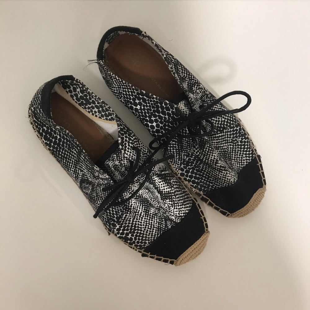GAP Lace Espadrille